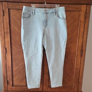 Express Light Wash Ankle Jeans